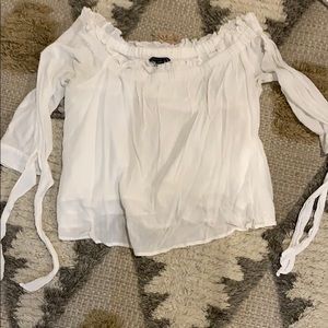 American Eagle off the shoulder cropped shirt